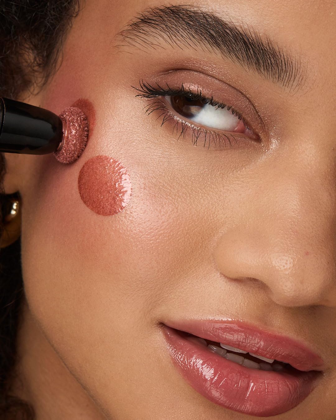 Dark Salmon KIKO Milano Plush Blush with Sponge Applicator