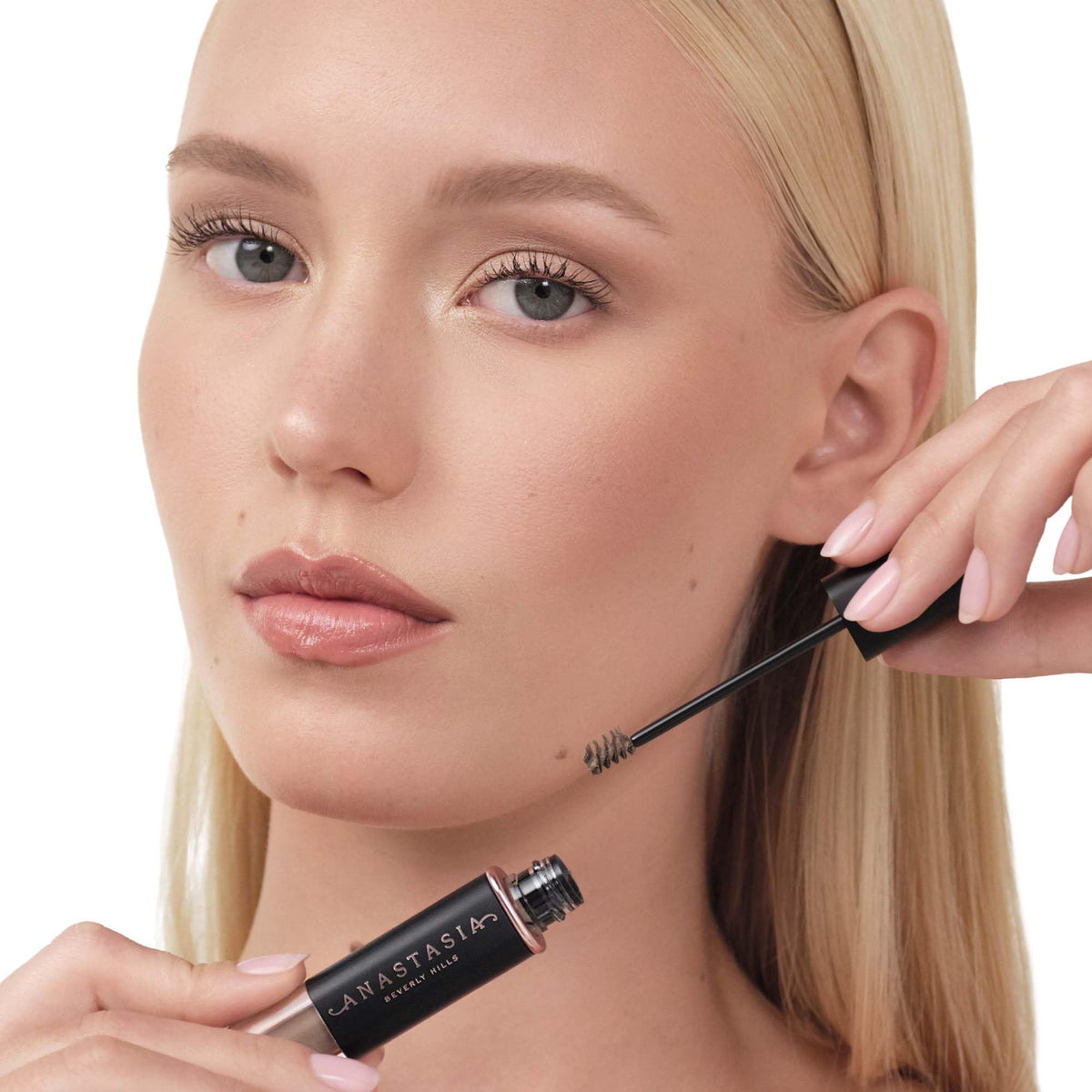 White Smoke Anastasia Beverly Hills - Ultimate Brow Kit 3-Piece Set