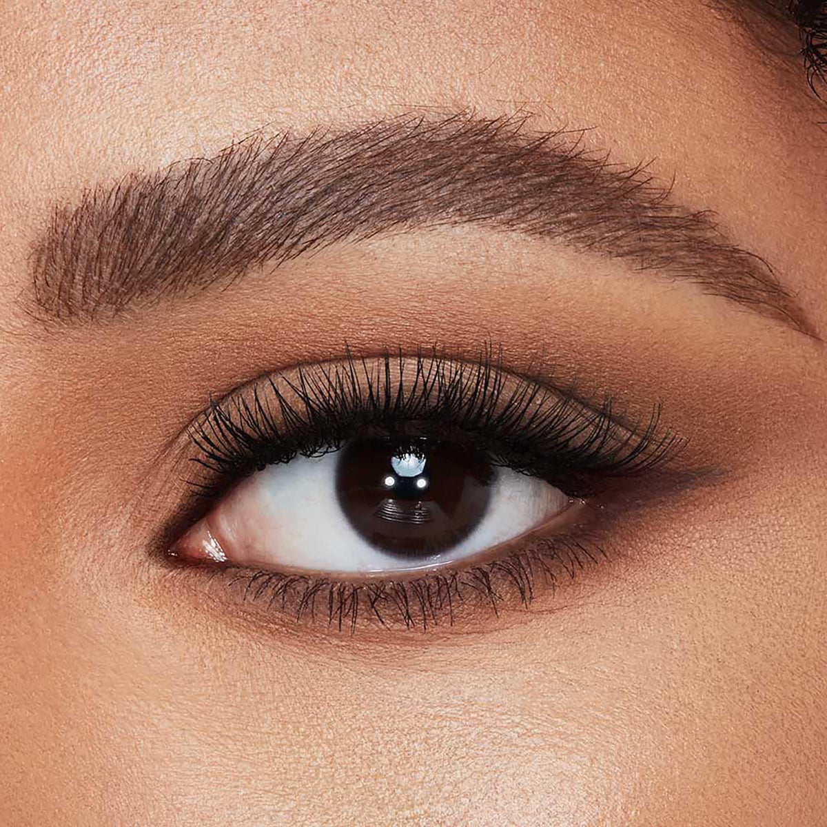 Tan Charlotte Tilbury Legendary Brows Tinted Eyebrow Gel - Adds Fullness