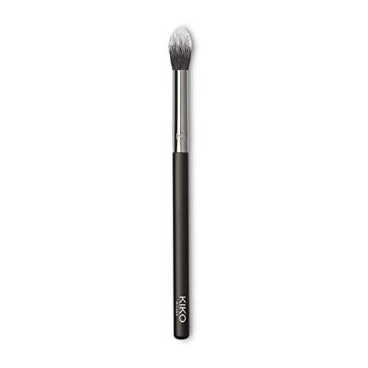 White Smoke KIKO Milano Eyes 66 Pointed Blending Brush