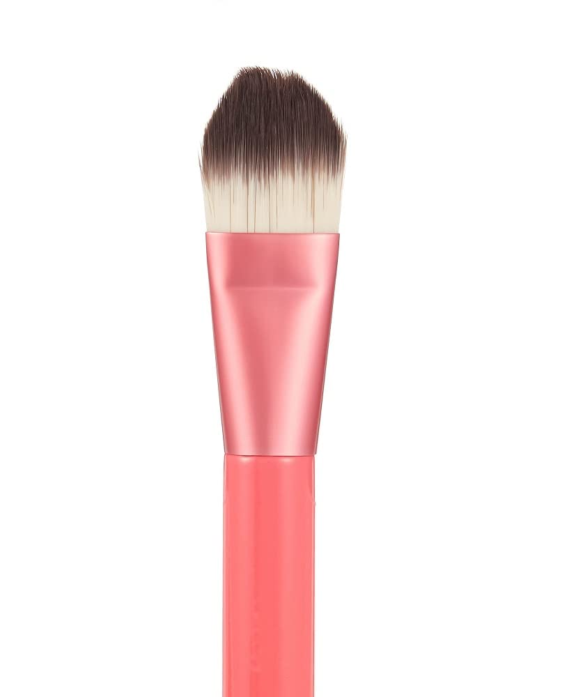 White Smoke KIKO Milano Smart Foundation Brush 101