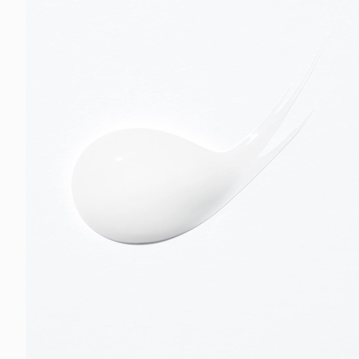 White Smoke Kérastase Curl Manifesto Gelée Contour Serum – Defines Waves & Curls