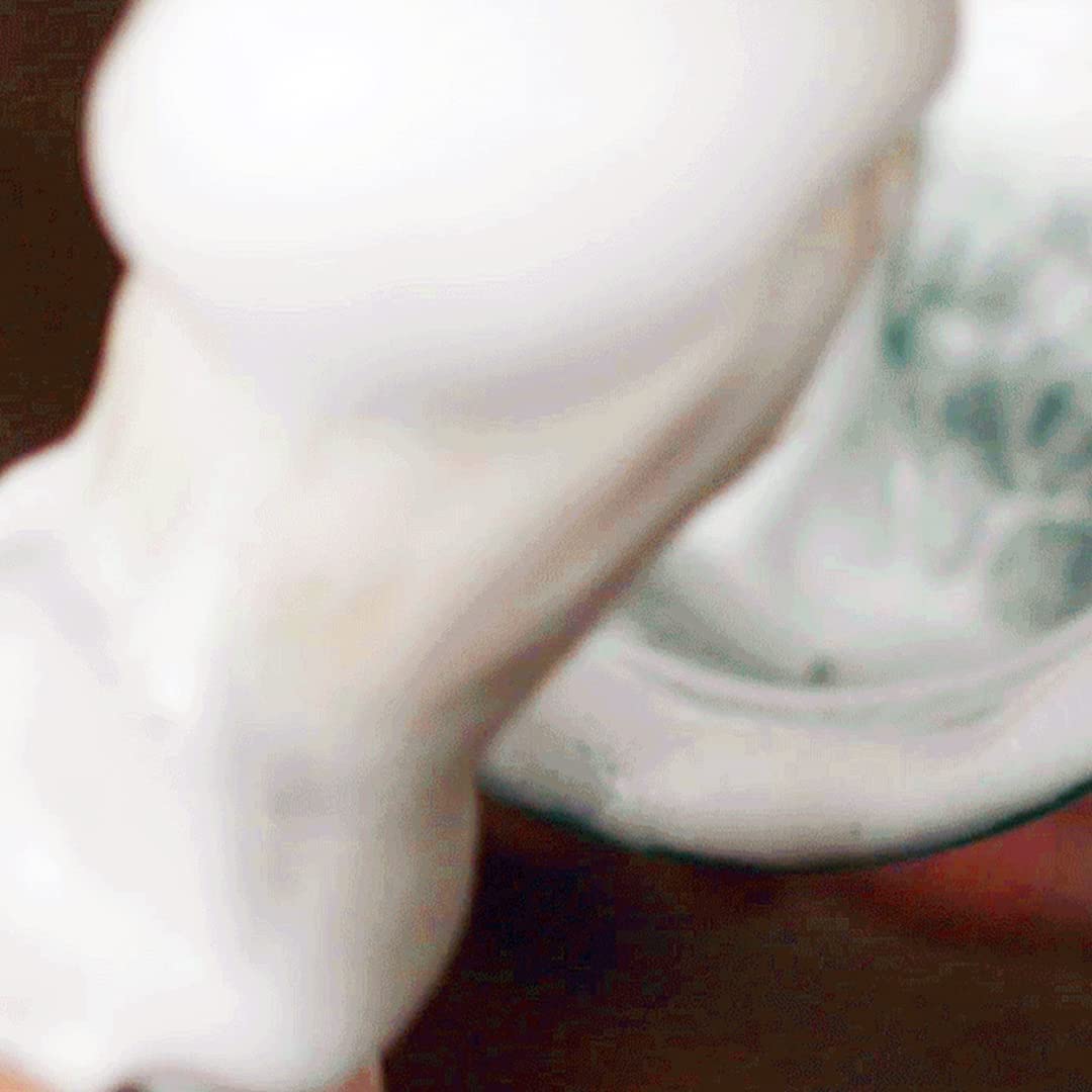 White Smoke Proraso Shaving Cream - Sandalwood Oil & Shea Butter