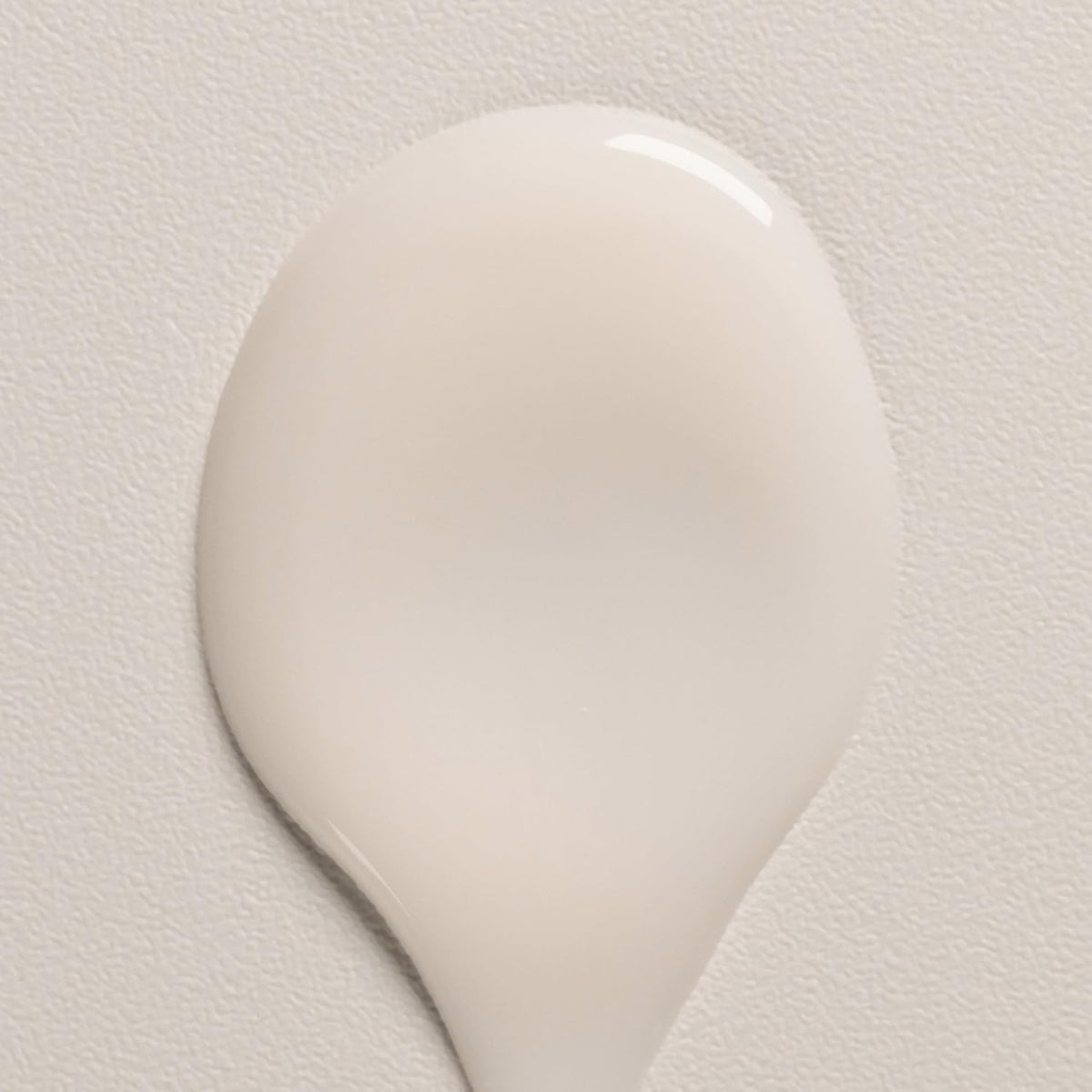 Light Gray Davines This Is A Curl Building Serum, Travel Size