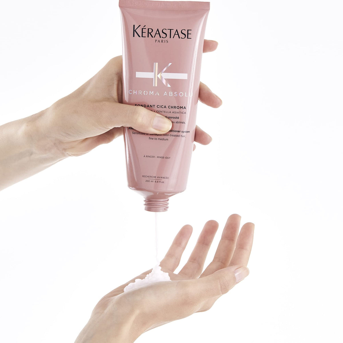 White Smoke Kerastase Chroma Absolu Cica Conditioner – For Color-Treated Hair