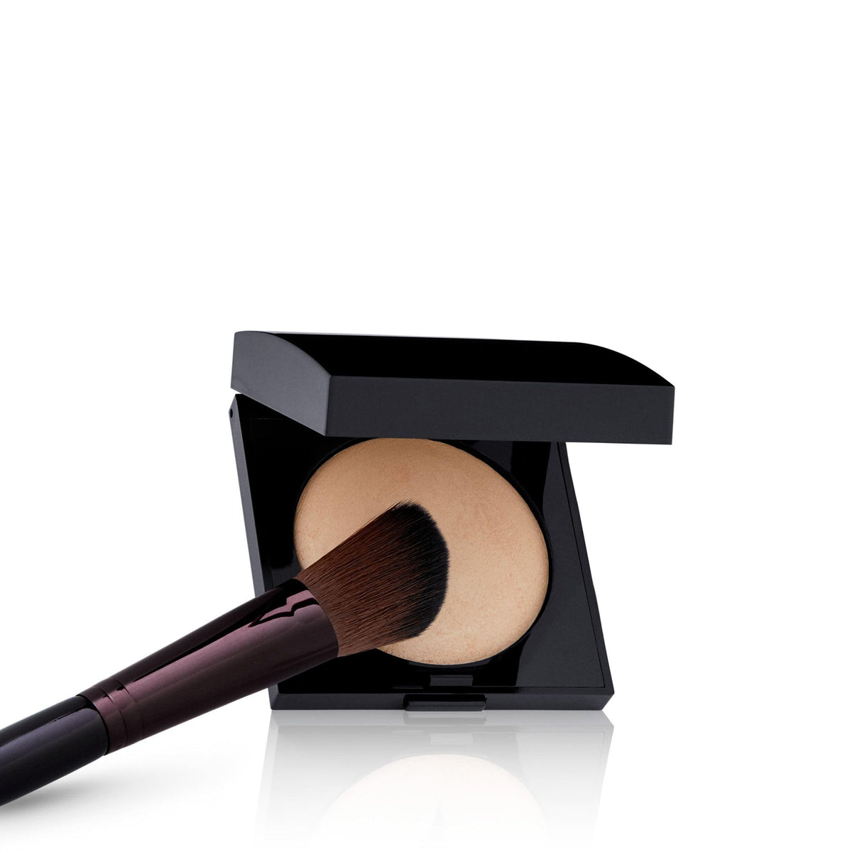 White Smoke Laura Mercier Cheek Brush, 1 count