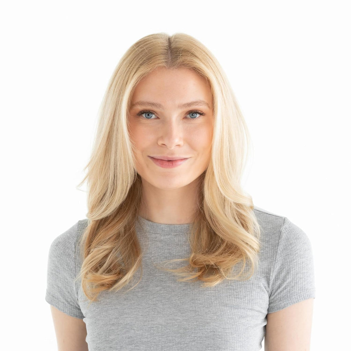 White Smoke Drybar Double Pint Large Ceramic Round Brush, 2.75" Barrel