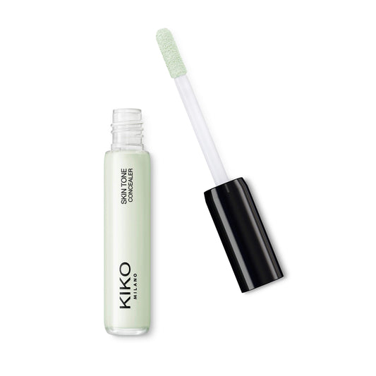 White Smoke KIKO Milano Skin Tone Concealer, Smoothing Natural Finish, 01 Green