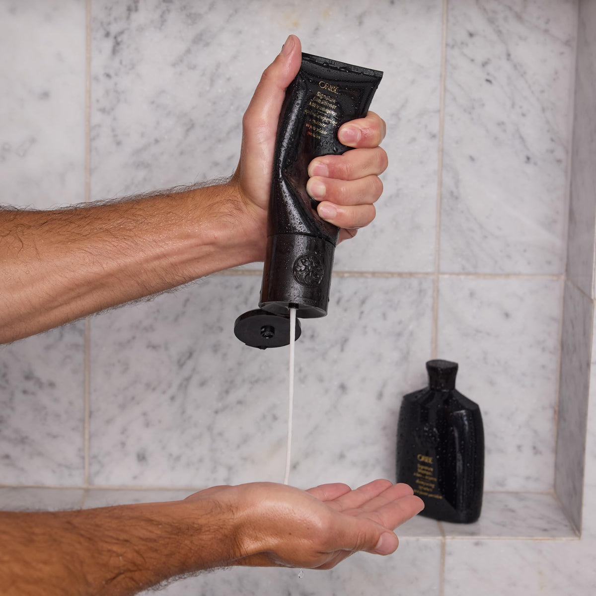 Gray Oribe Signature Conditioner - Detangles, Hydrates & Repairs Hair