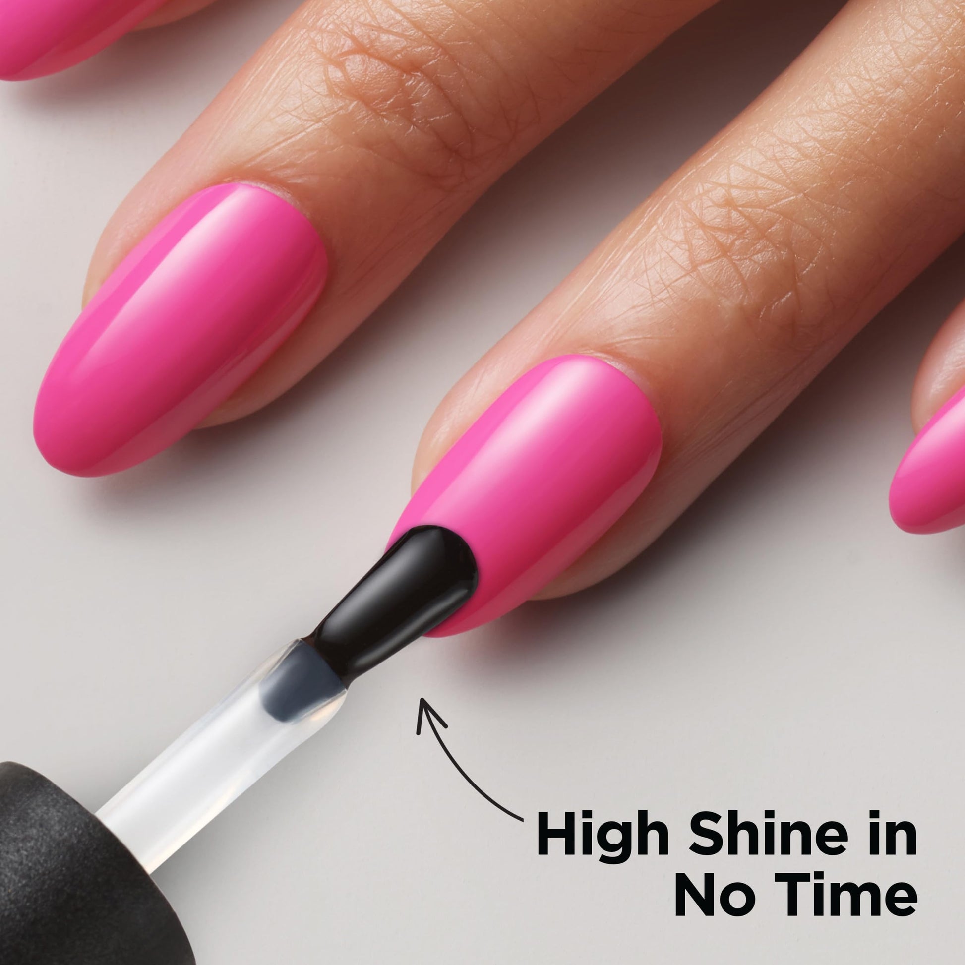 Light Gray CND Vinylux Long Wear Shine Top Coat, Quick Drying Formula, Easy to Remove, 0.5 Fl Oz