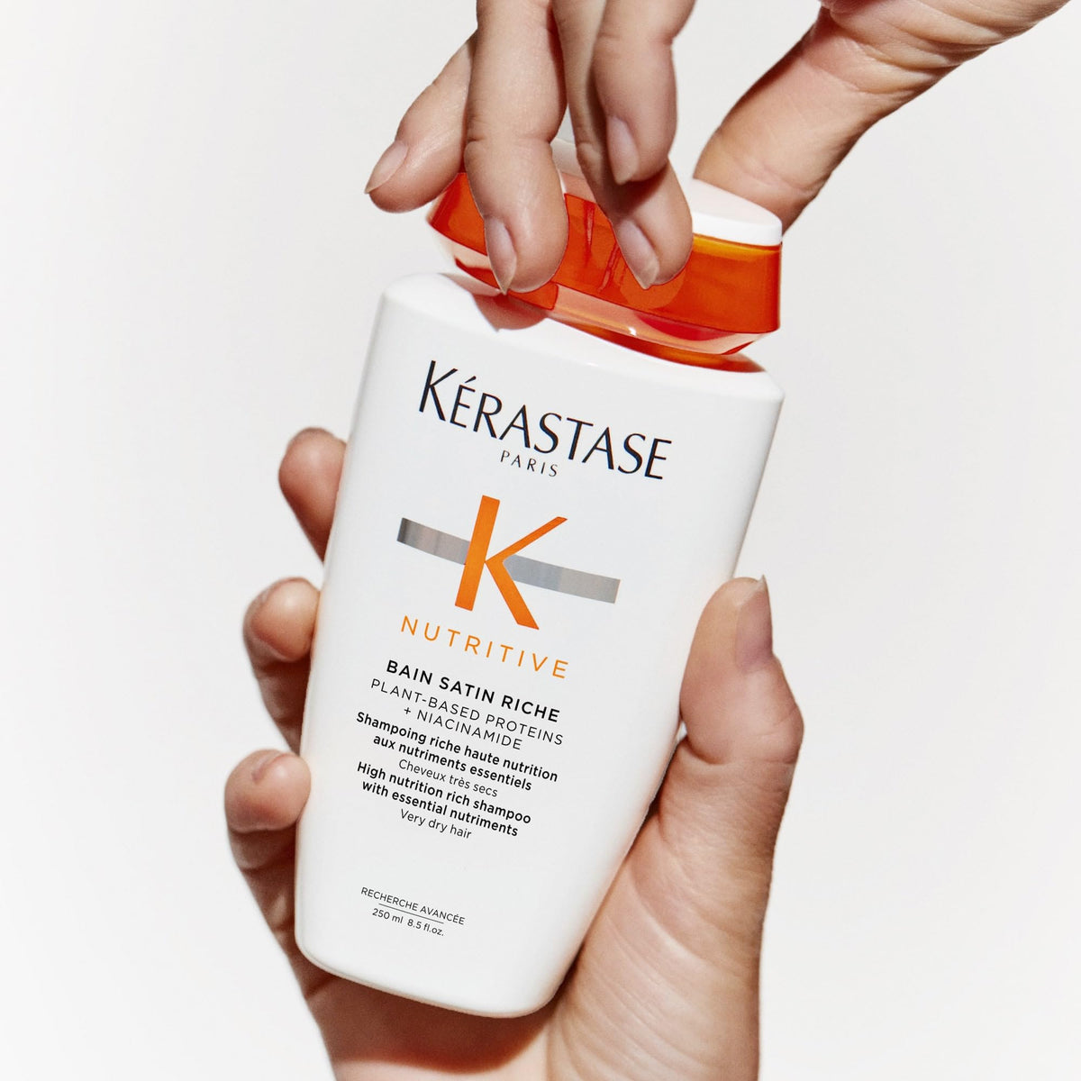 Lavender KERASTASE Nutritive Bain Satin Riche Shampoo – For Dry Hair