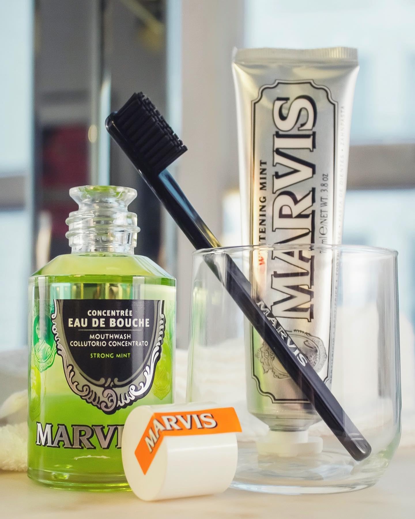 Dark Gray Marvis Whitening Mint Toothpaste, 3.8 Ounce (Pack of 1)