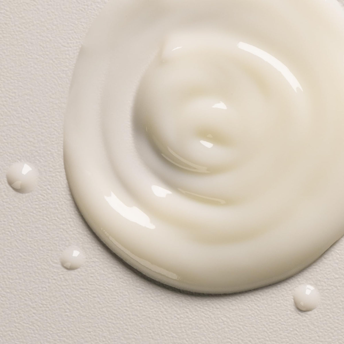 Light Gray Davines OI All In One Milk, Detangling Leave-In Conditioner Spray, 1.7 oz