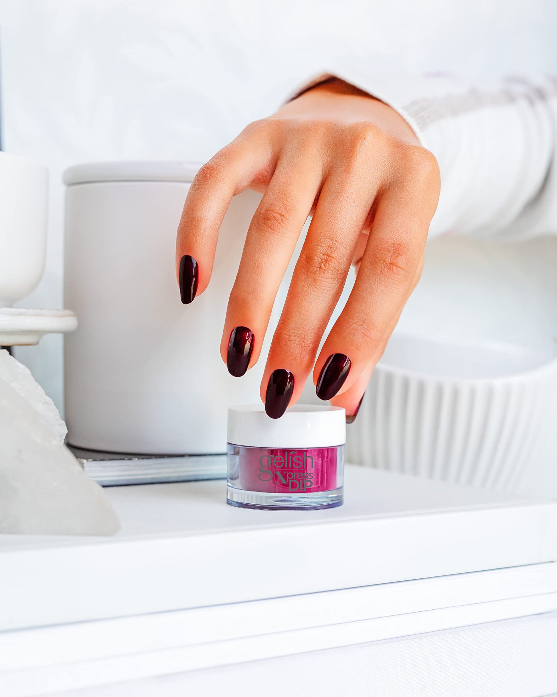 White Smoke Gelish Xpress Dip Black Cherry Berry, Red Nail Dip Powder, Vibrant Color, Professional Quality, High Shine, Chip-Resistant, 1.5 ounce.