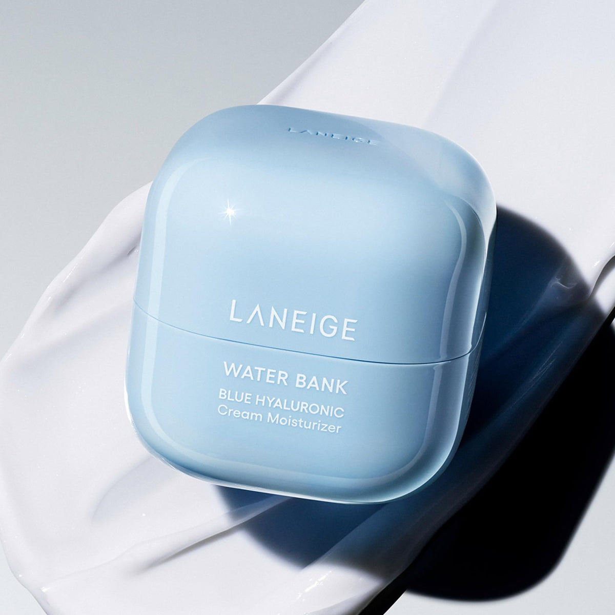 Lavender LANEIGE Daily Hydration Essential Set