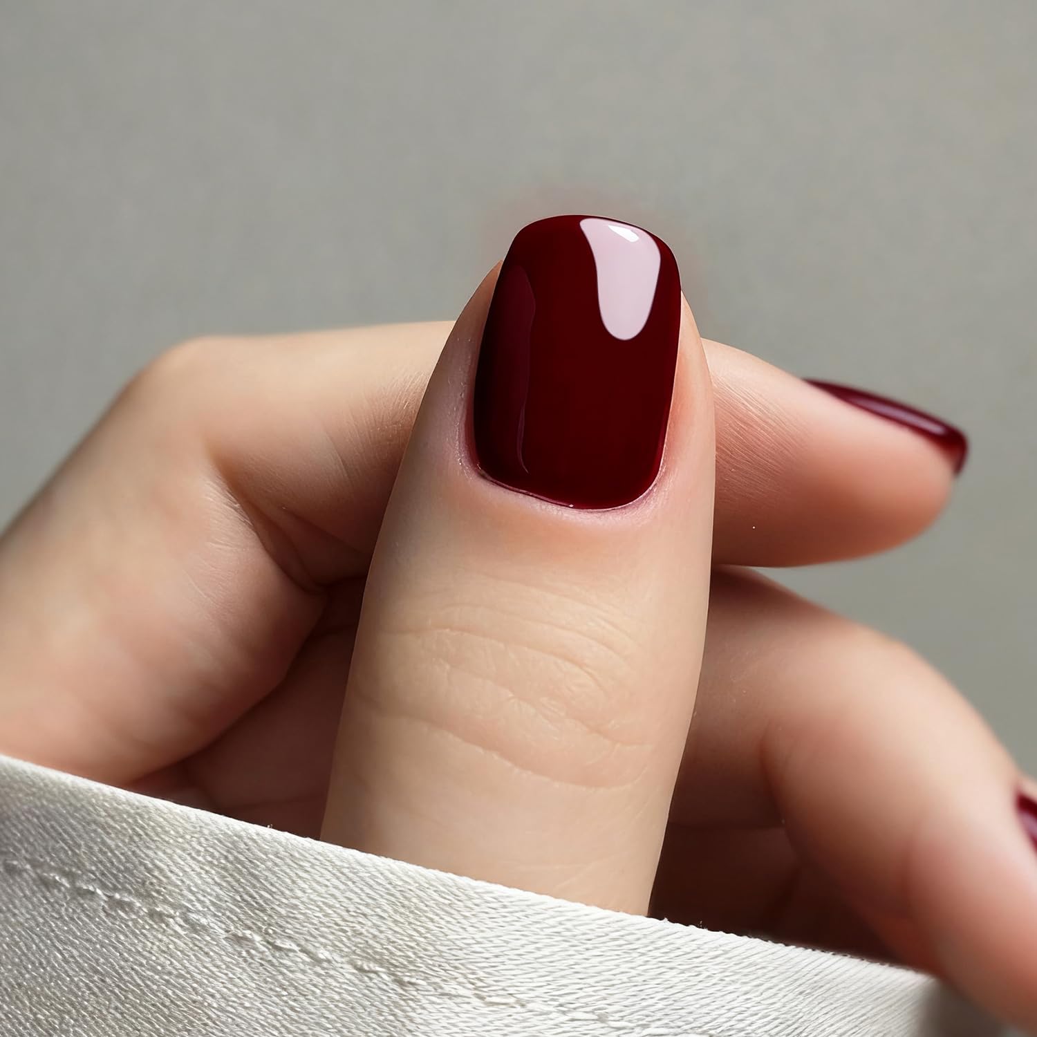 Dark Gray Vishine Gelpolish Professional UV LED Soak Off Varnish Color Gel Nail Polish Manicure Salon Dark Red(1418)