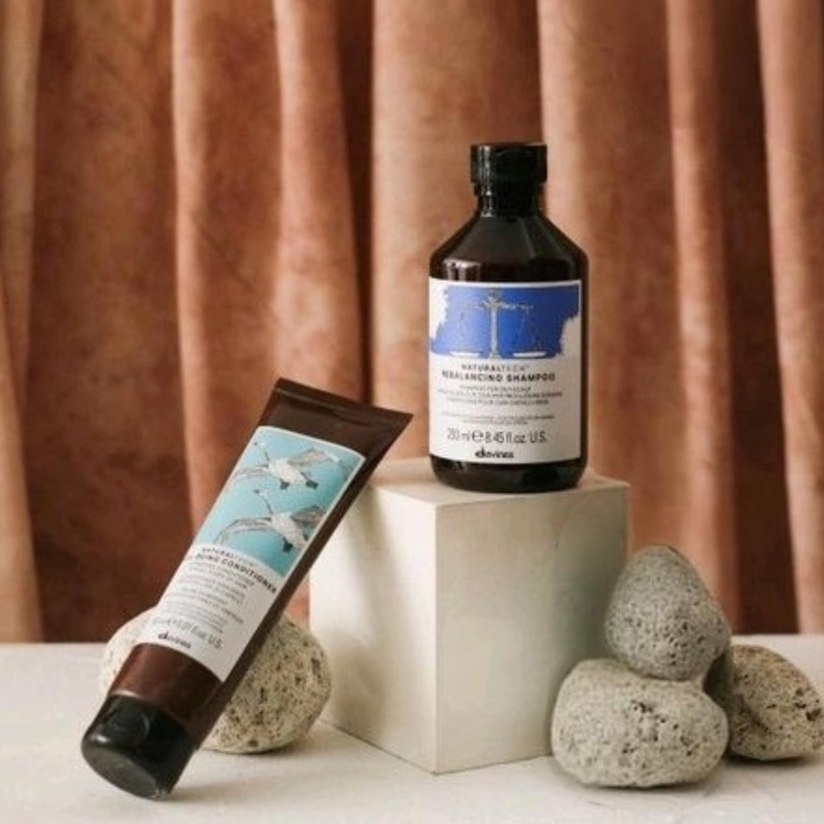 Saddle Brown Davines Naturaltech REBALANCING Shampoo, Gently Cleanse The Scalp While Assisting With Excess Sebum Production, Add Shine