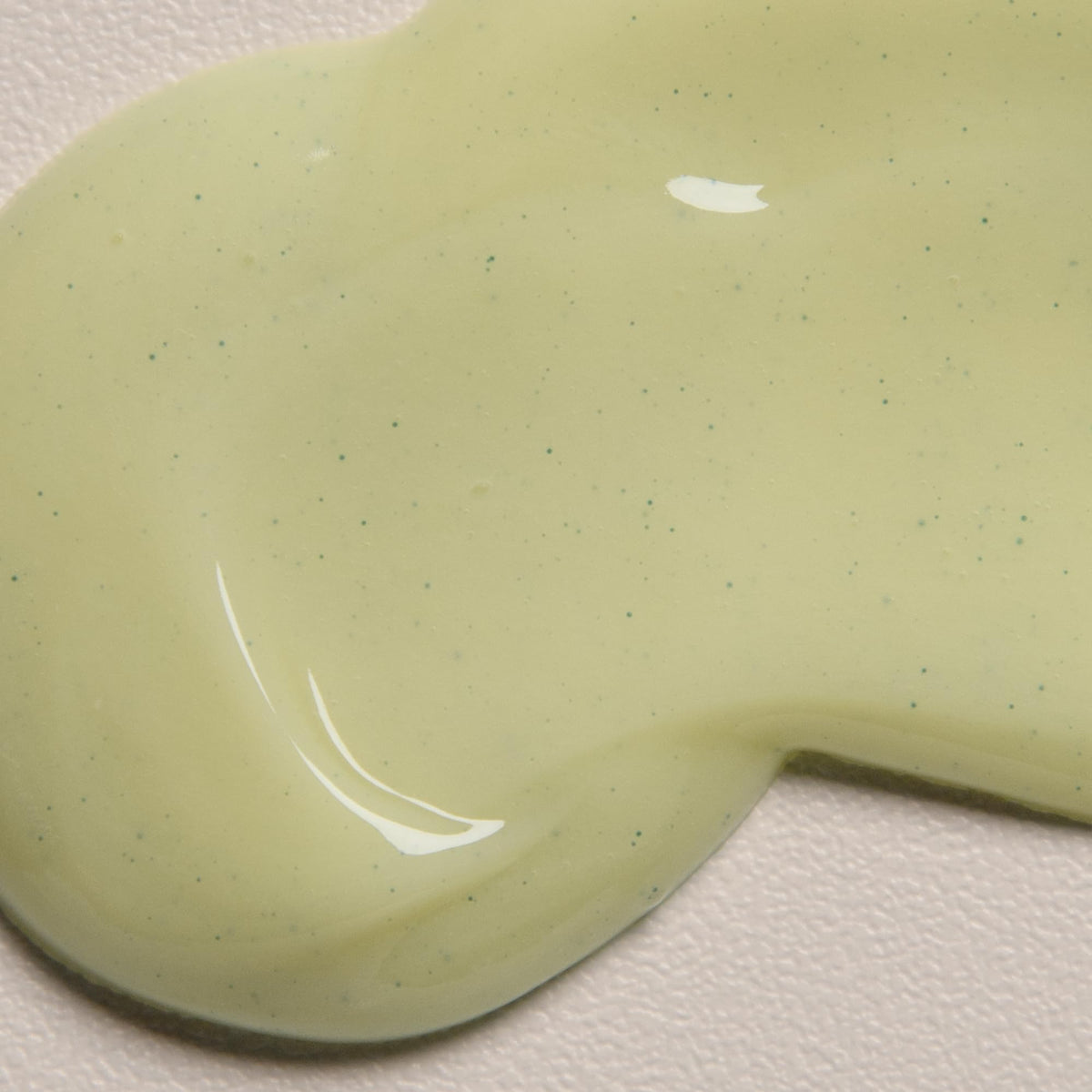 Tan Davines MOMO/Serum Deeply Moisturizing Leave-In For Dry, Dehydrated Hair