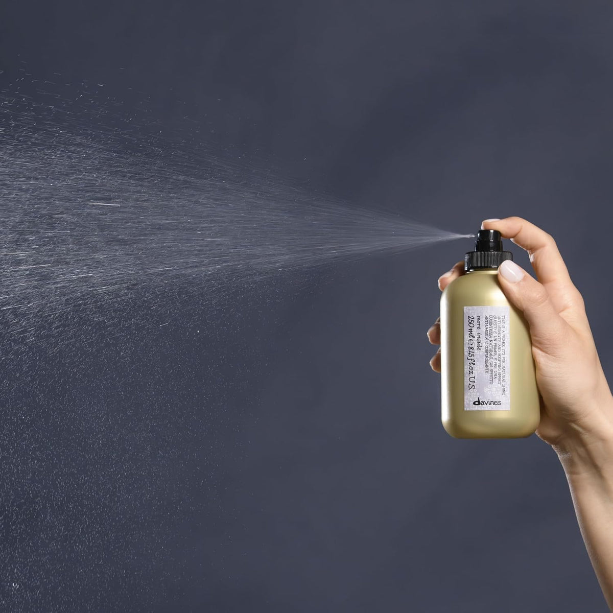 Dark Slate Gray Davines This Is A Blow Dry Primer