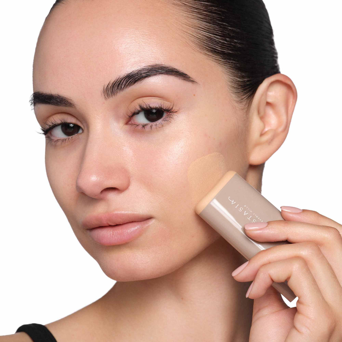 White Smoke Anastasia Beverly Hills - Beauty Balm Serum Boosted Hydrating Skin Tint