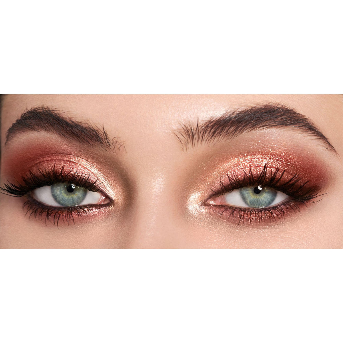 Light Pink Charlotte Tilbury Bigger, Brighter Eyeshadow Palette