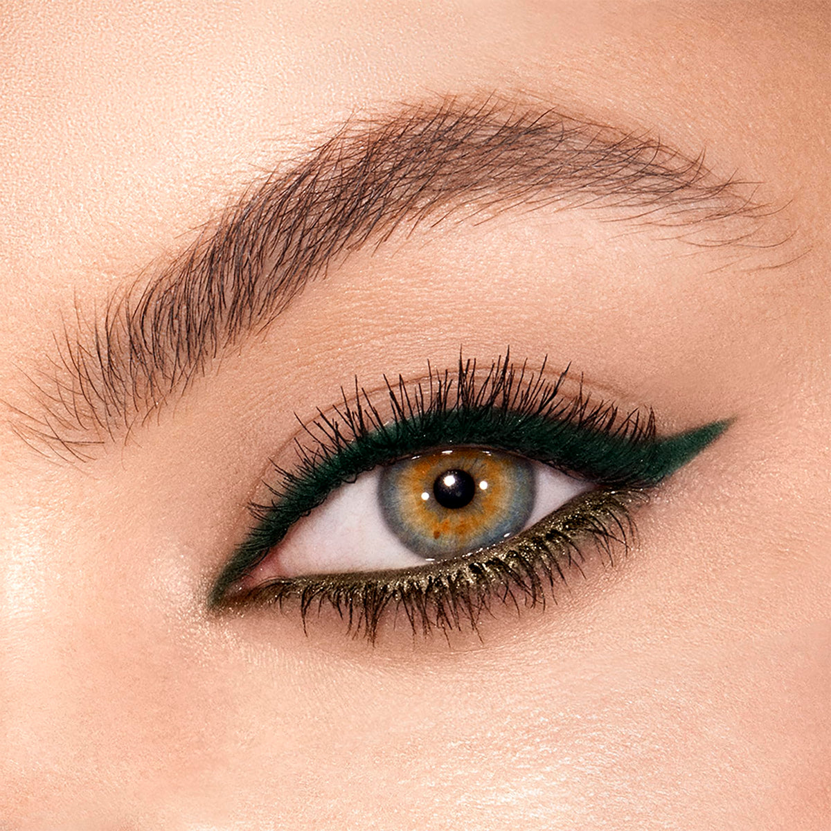 Peach Puff Charlotte Tilbury Exagger-Eyes Eyeliner Duo - Dual-Ended - Metallic & Matte
