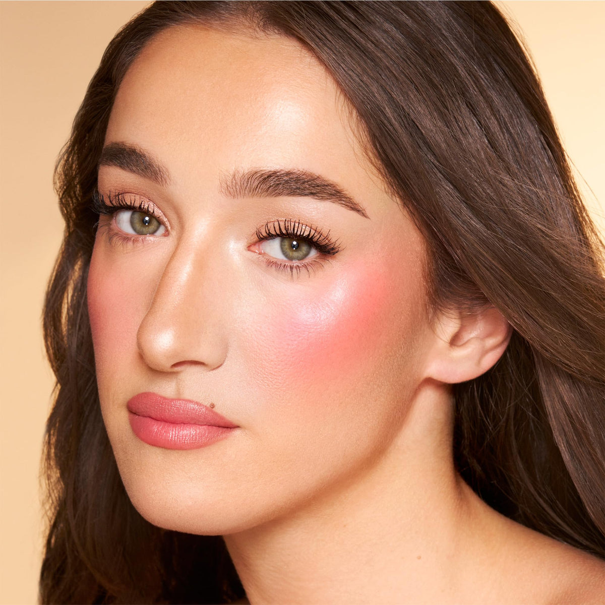 Navajo White Charlotte Tilbury Beautiful Skin Blush for Cheeks & Lips - Multi-Use Color