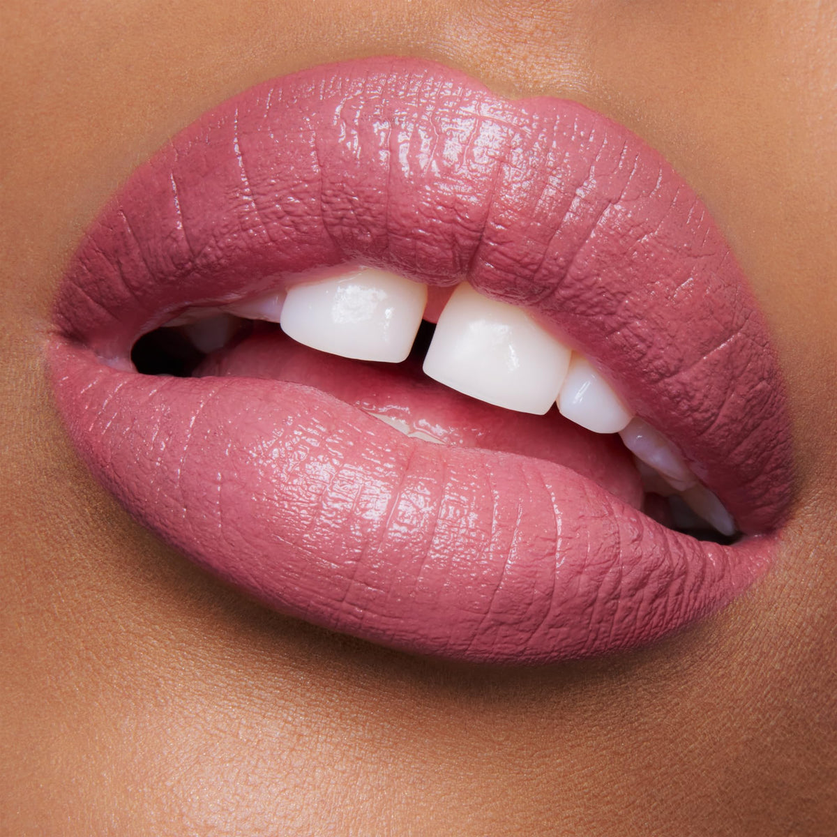 Dark Salmon Charlotte Tilbury K.I.S.S.I.N.G Lipstick