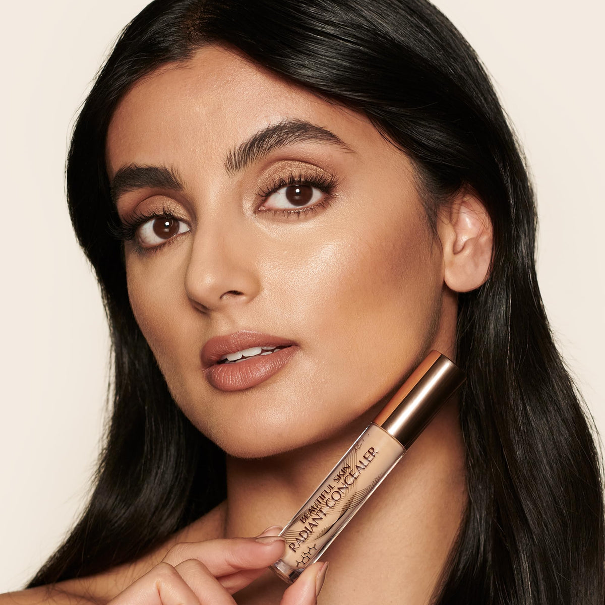 Antique White Charlotte Tilbury Beautiful Skin Concealer