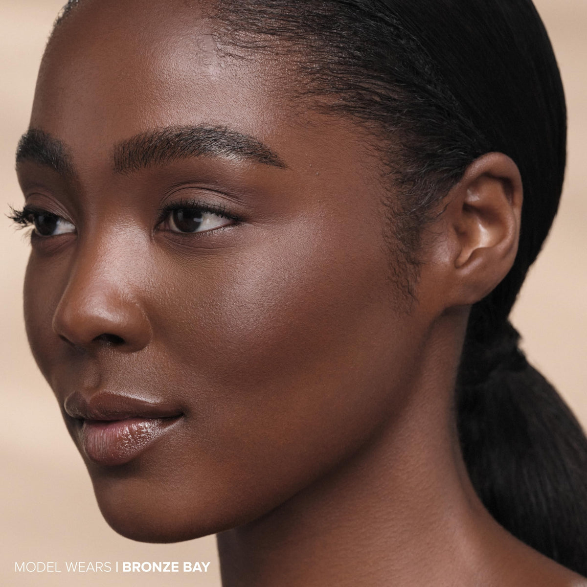 Dark Olive Green Anastasia Beverly Hills - Smooth Blur Bronzer Velvet Matte Sunkissed Glow