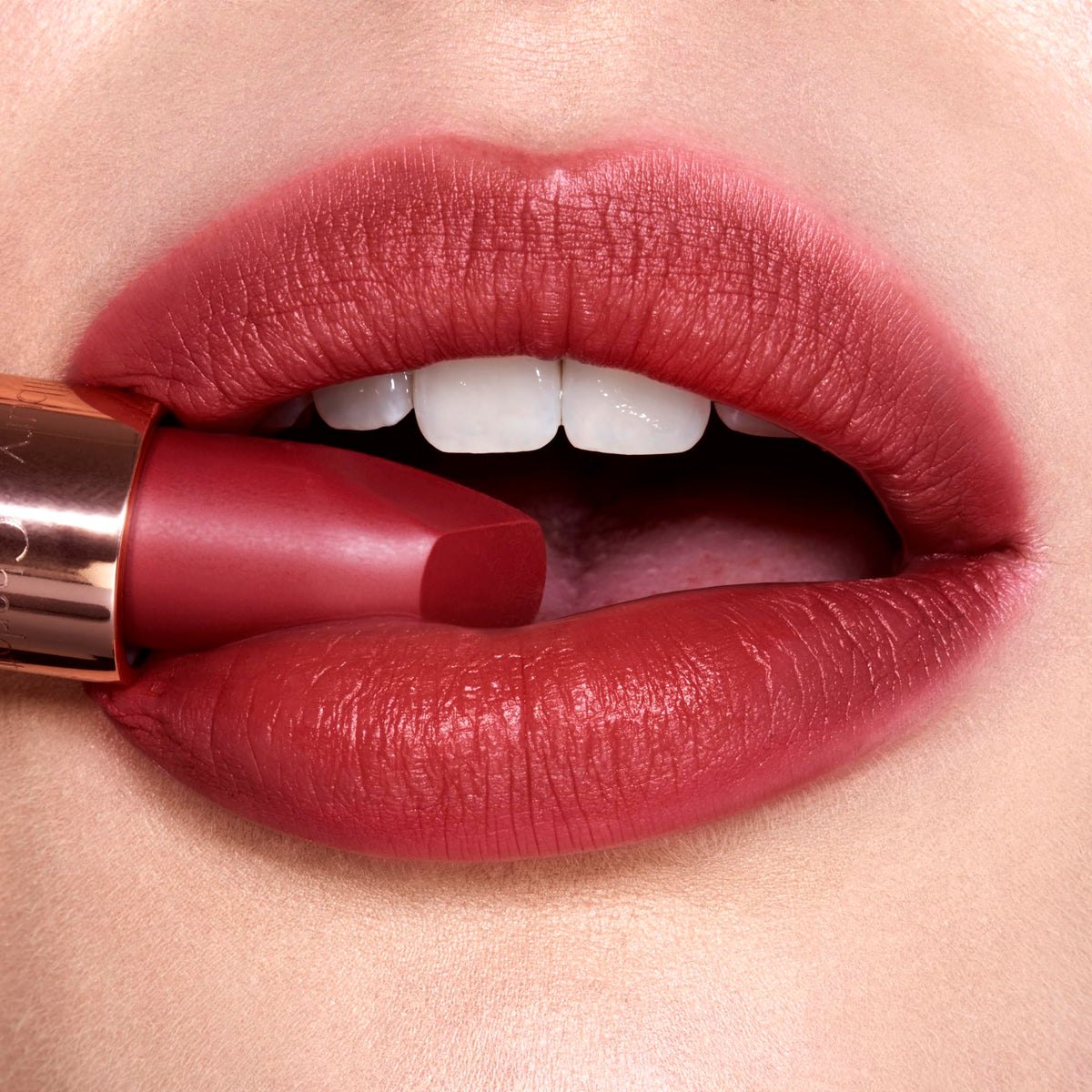 Peach Puff Charlotte Tilbury Matte Revolution Lipstick - Long Lasting, Hydrating
