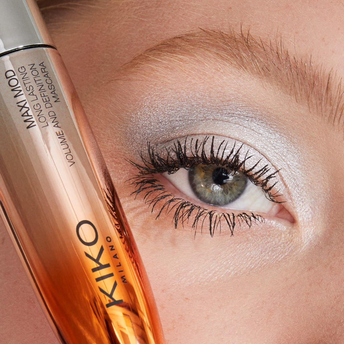 Tan KIKO Milano Maxi Mod Mascara