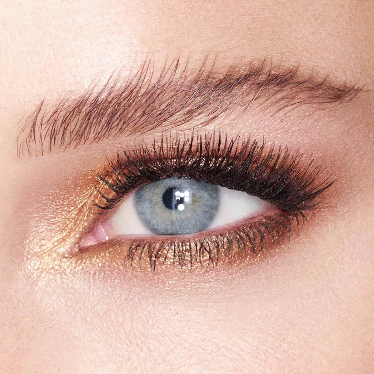 Wheat Charlotte Tilbury Eyes to Mesmerize Cream Eyeshadow - Glide-on-and-go