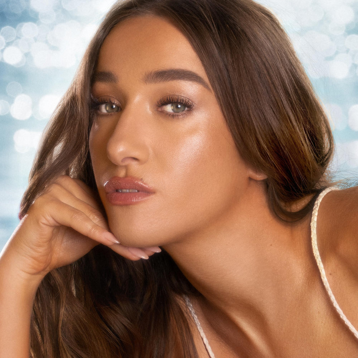 Dark Salmon Charlotte Tilbury Beautiful Skin Tanning Drops - Body & Face Bronzing Drops Enriched with Hyaluronic Acid for Long-Lasting Hydration - Leaves Skin with a Natural, Radiant Glow