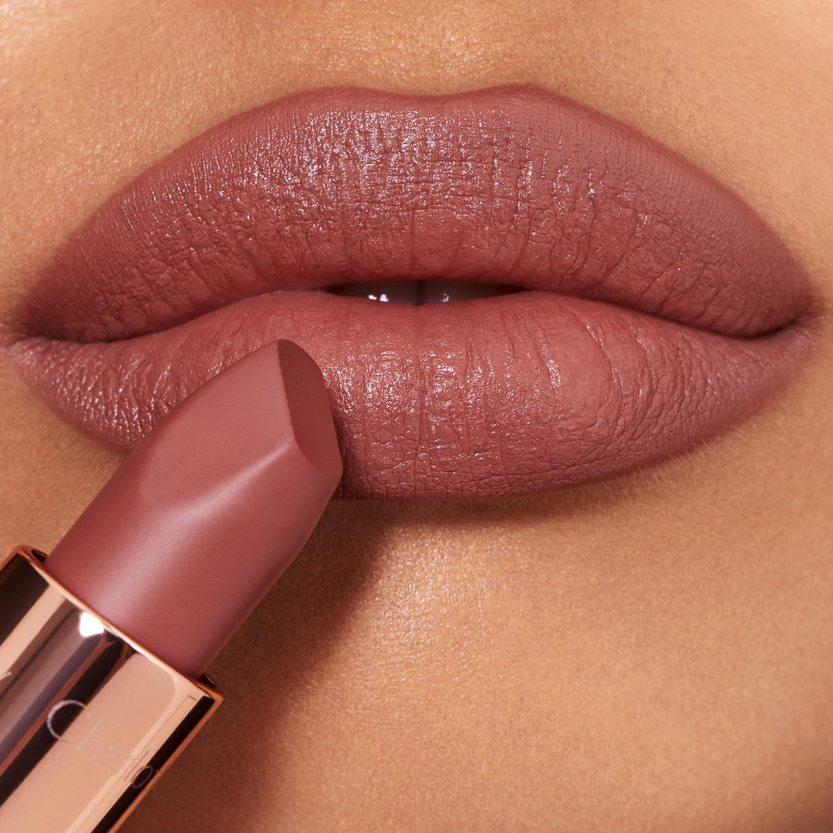 Dark Salmon Charlotte Tilbury Matte Revolution Lipstick - Long Lasting, Hydrating