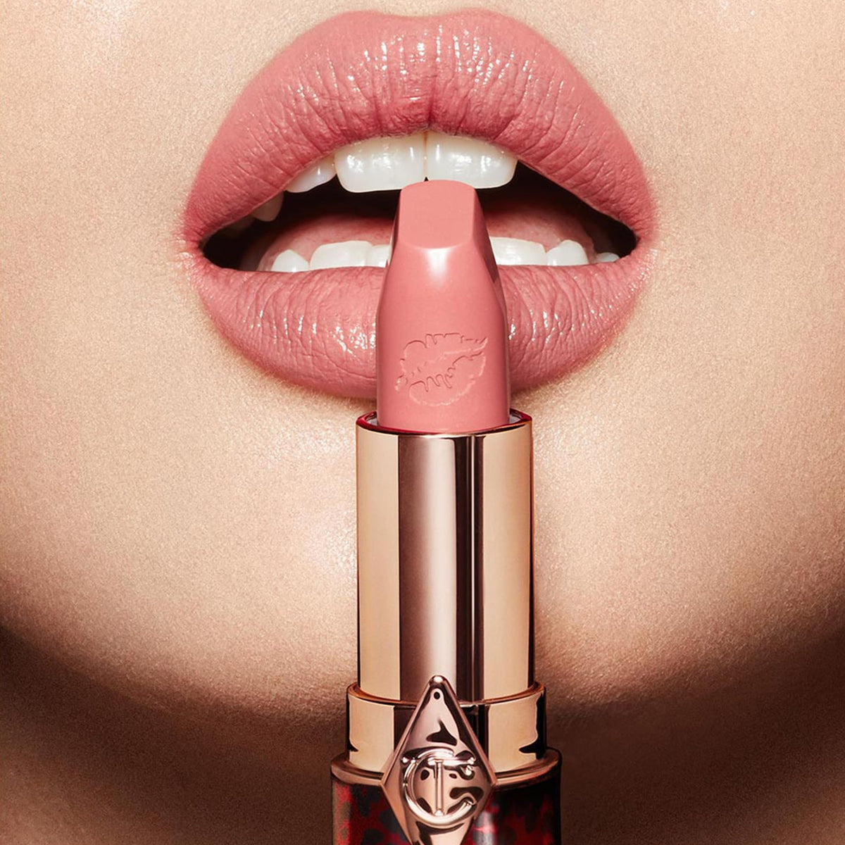 Wheat Charlotte Tilbury Hot Lips 2.0 Lipstick - Hydrating, Long Lasting