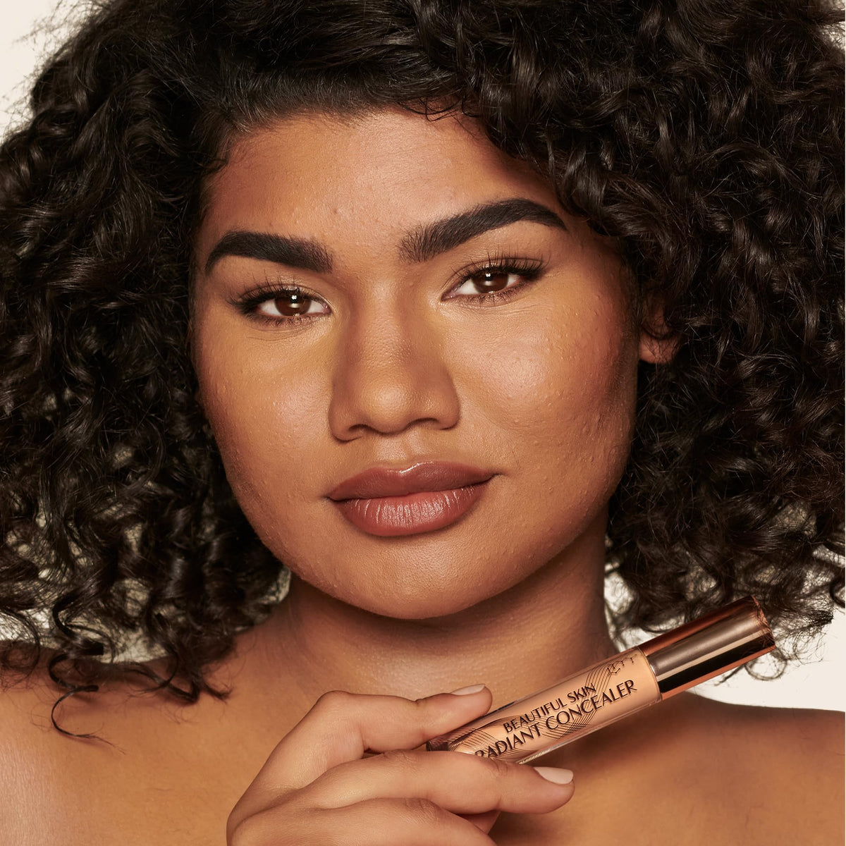 Black Charlotte Tilbury Beautiful Skin Concealer