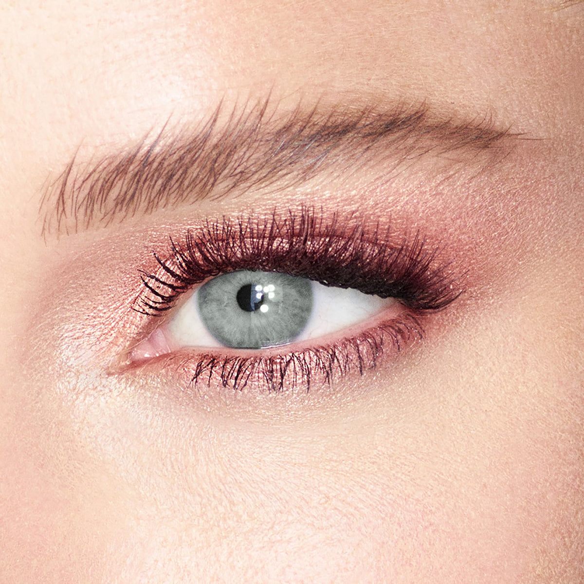 Antique White Charlotte Tilbury Eyes to Mesmerize Cream Eyeshadow - Glide-on-and-go