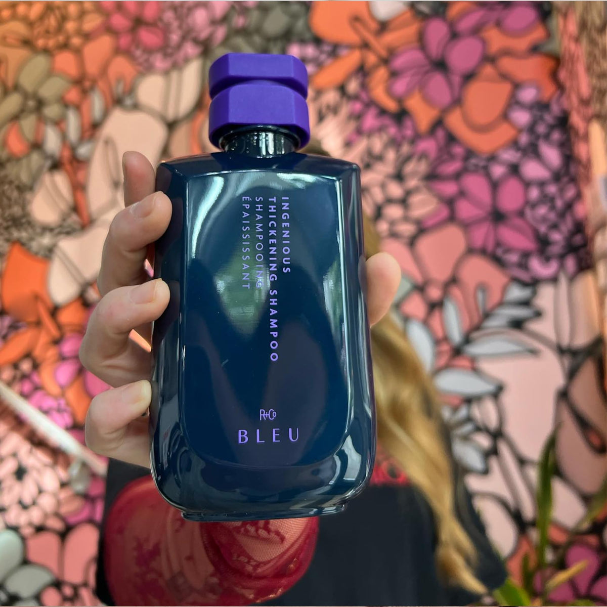 Midnight Blue R+Co BLEU Ingenious Thickening Shampoo