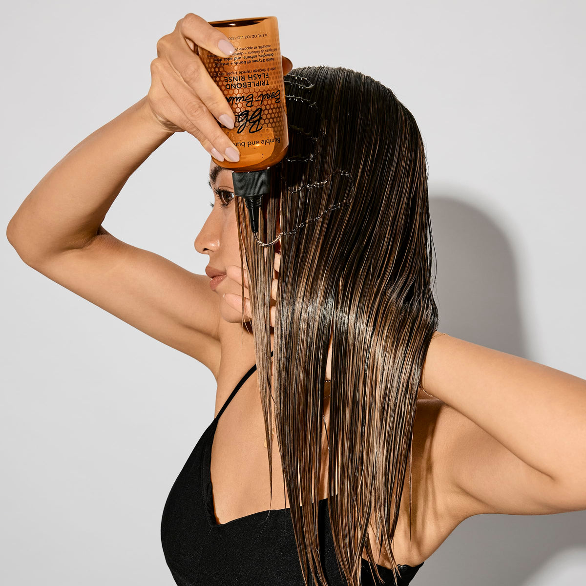 Light Gray Bumble and bumble. Bond-Building TripleBond Flash Rinse For Damaged Hair | Strengthens and Adds 2x Shine | For Damaged Fine to Medium Curly, Wavy, Straight Hair Types