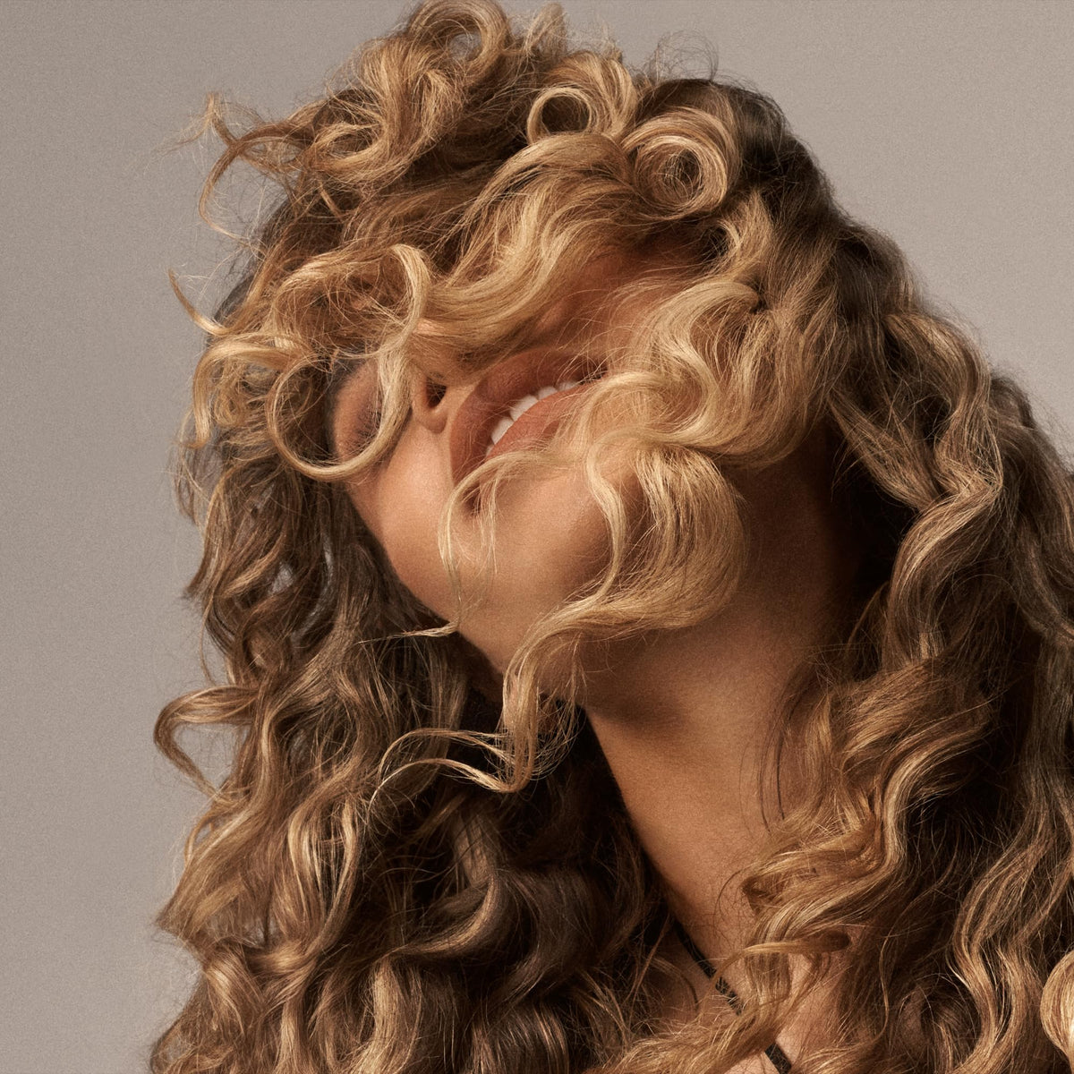 Rosy Brown Oribe Styling Butter Curl Cream - Hydrates Curls With Medium Hold - 6.7oz