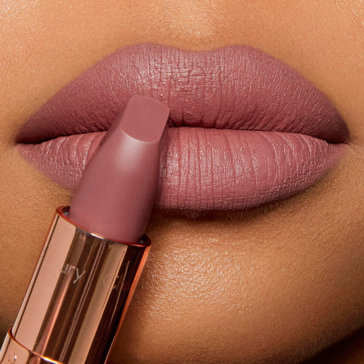 Dark Salmon Charlotte Tilbury Matte Revolution Lipstick - Long Lasting, Hydrating