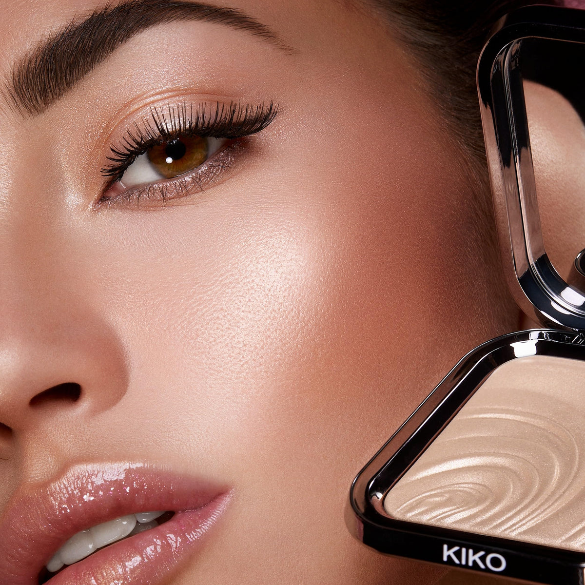 Rosy Brown KIKO Milano Glow Fusion Intense Powder Highlighter