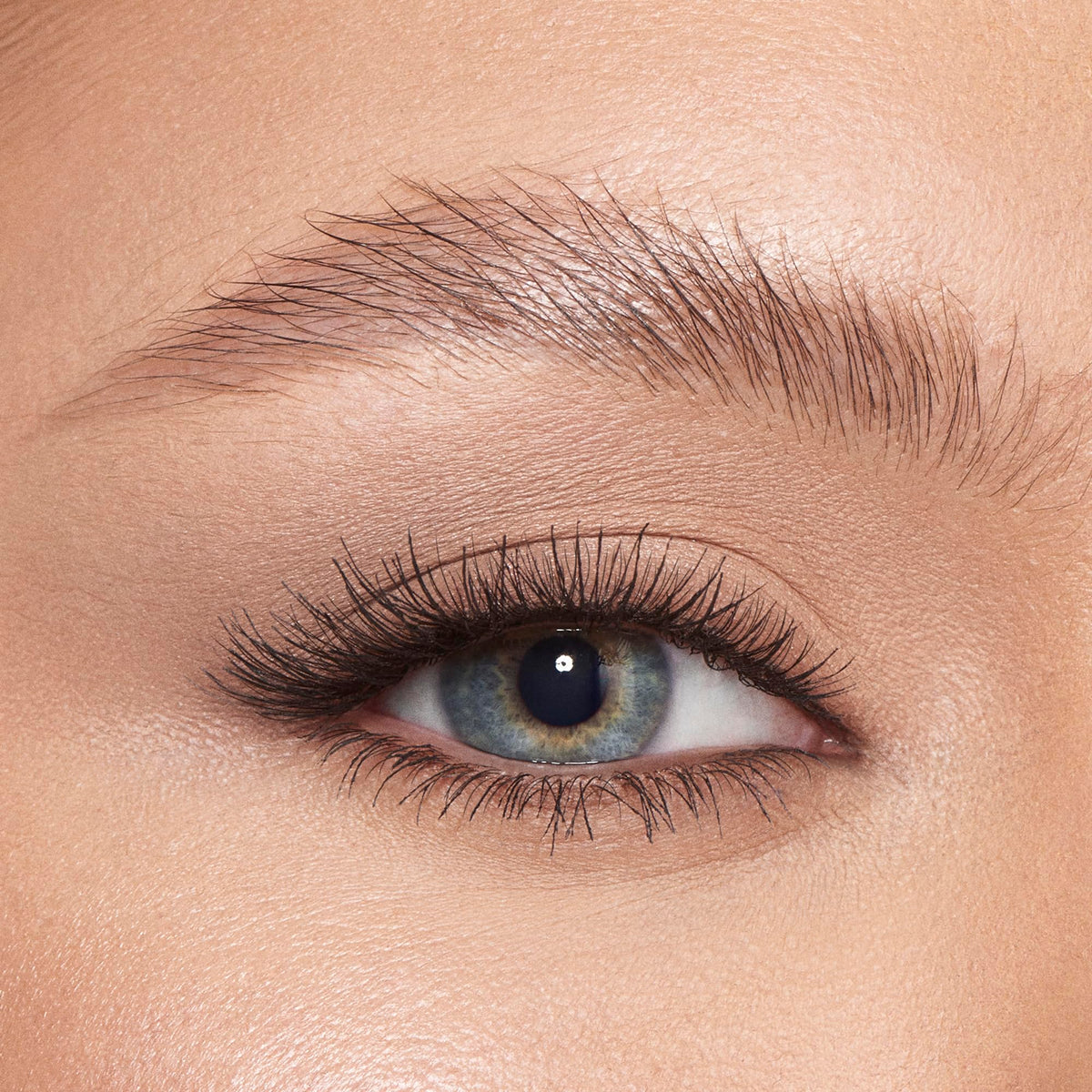 Light Pink Charlotte Tilbury Brow Fix Clear Eyebrow Gel - Invisible Finish