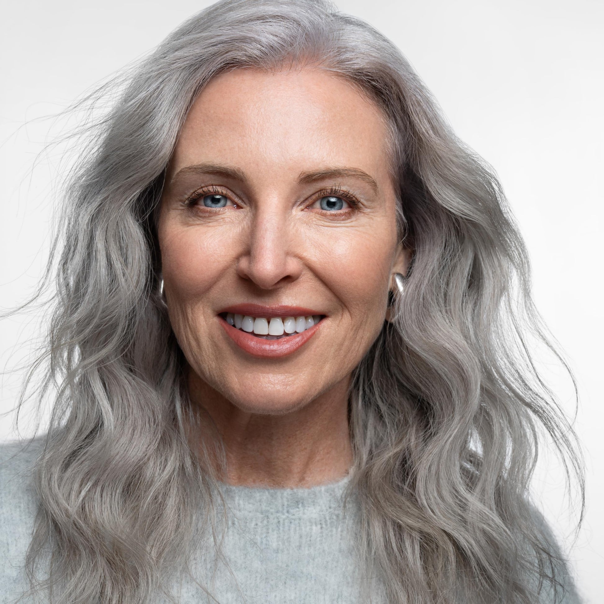Lavender AGE beautiful Hydrating Mask for Wiry, Coarse Silver or Gray Hair, with Silk Amino Acids & Keratin, Deeply Condition & Reduce Frizz for Smooth, Shiny Hair