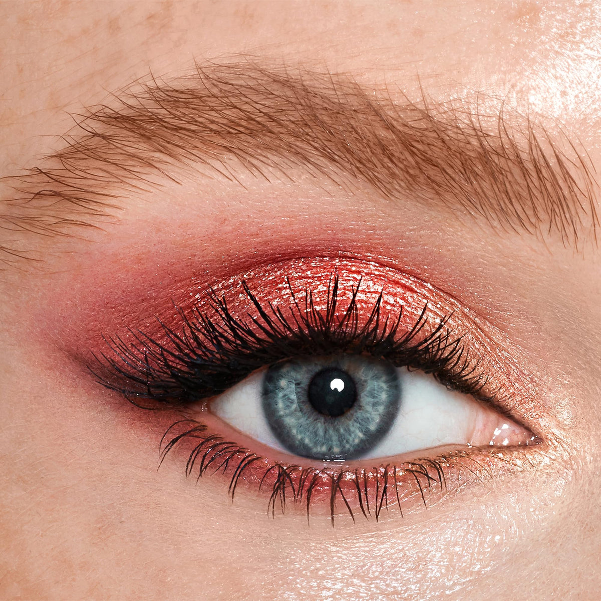 Tan Charlotte Tilbury Bigger, Brighter Eyeshadow Palette