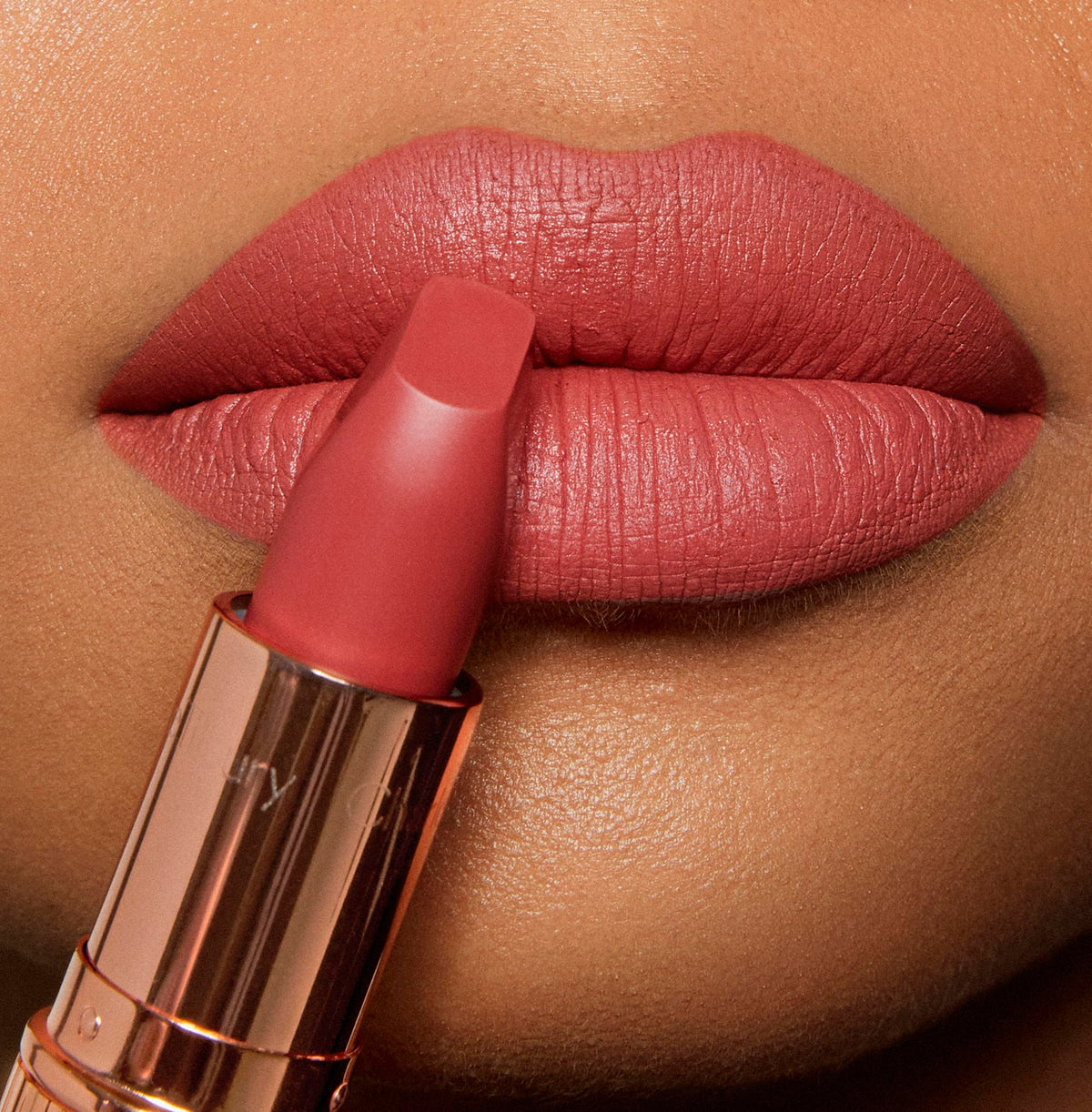 Dark Salmon Charlotte Tilbury Matte Revolution Lipstick - Long Lasting, Hydrating