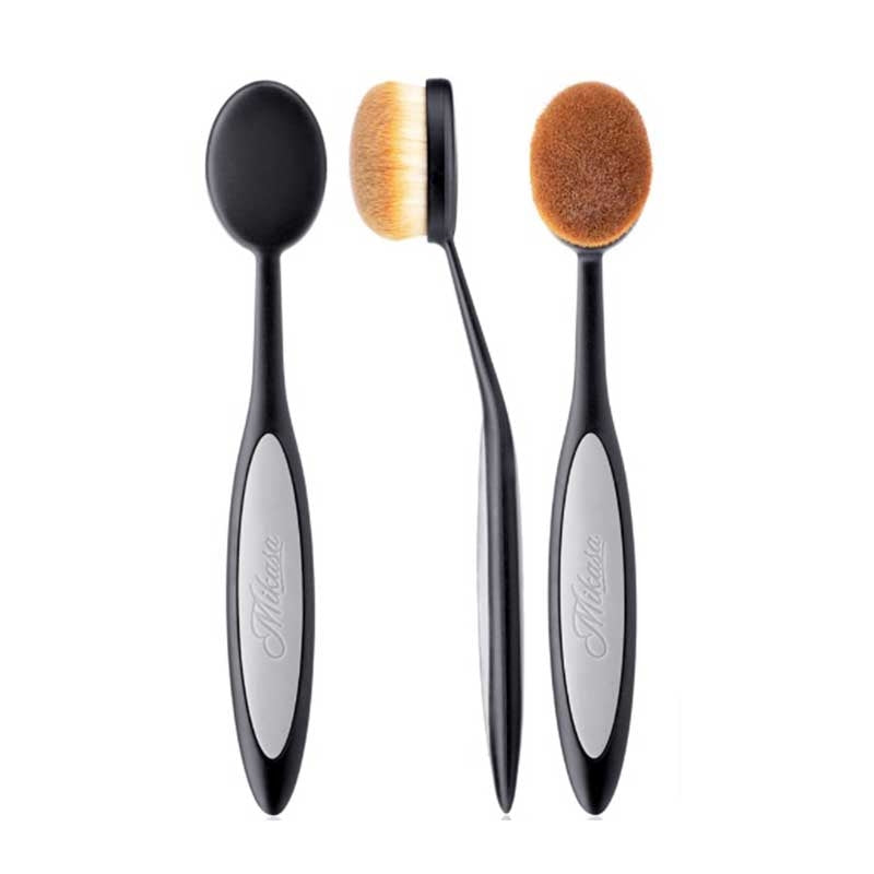 White Smoke Mikasa  Techni 06 Oval M Brush